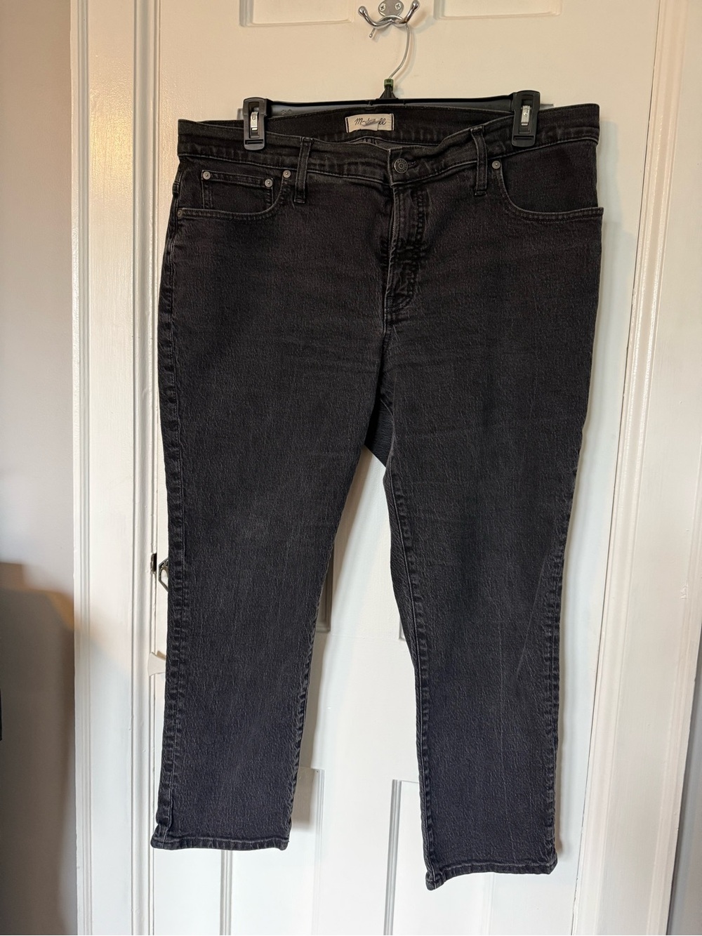Mid-Rise perfect vintage black women’s jeans